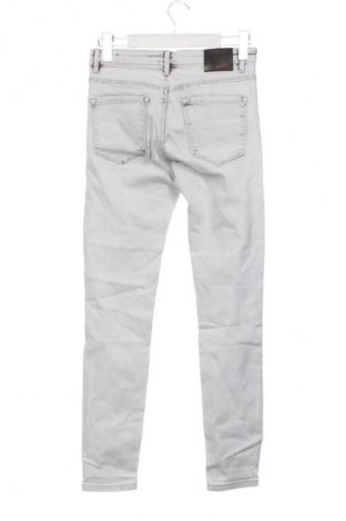 Дамски дънки Stradivarius, Размер M, Цвят Сив, Цена 15,00 €