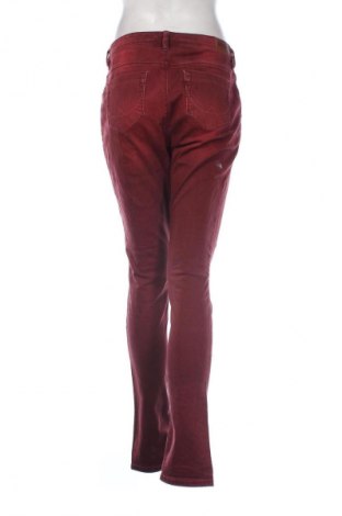 Дамски дънки Superdry, Размер L, Цвят Червен, Цена 34,04 €