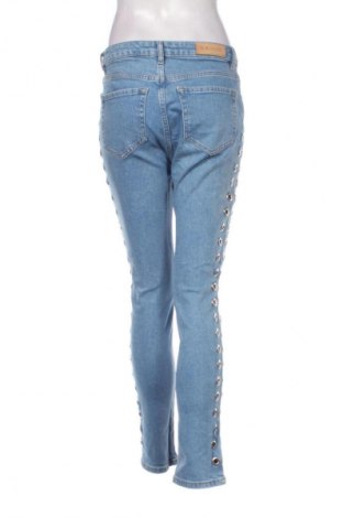 Дамски дънки Supertrash, Размер M, Цвят Син, Цена 38,36 €