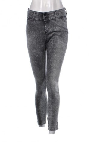 Damskie jeansy Wrangler, Rozmiar M, Kolor Szary, Cena 203,62 zł