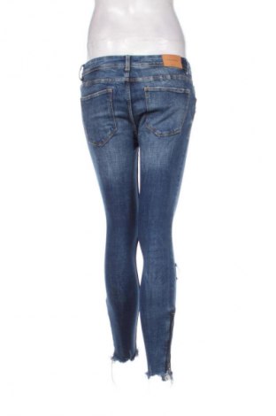 Dámske džínsy  Zara, Veľkosť M, Farba Modrá, Cena  17,00 €
