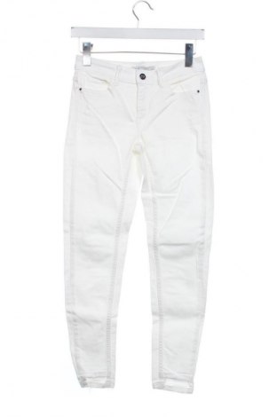 Дамски дънки Zara, Размер S, Цвят Бял, Цена 12,27 €