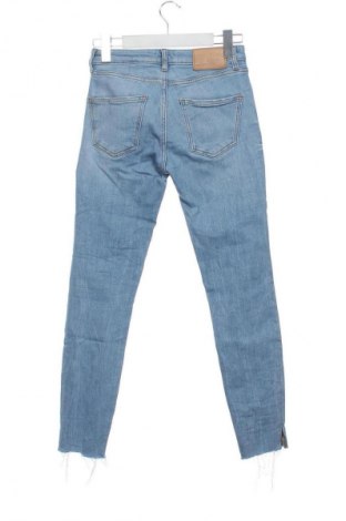Дамски дънки Zara, Размер S, Цвят Син, Цена 10,22 €
