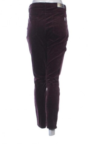 Дамски джинси Green Ice, Размер XL, Цвят Червен, Цена 9,20 €