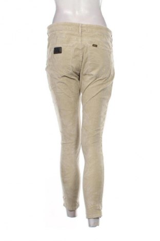 Дамски джинси Lois, Размер XL, Цвят Зелен, Цена 13,29 €