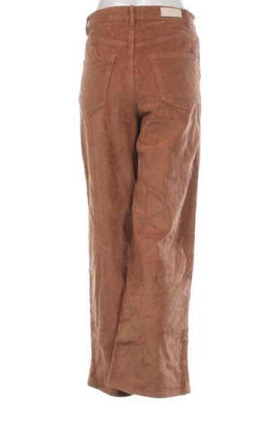 Pantaloni de velvet de femei ONLY, Mărime M, Culoare Maro, Preț 196,99 Lei