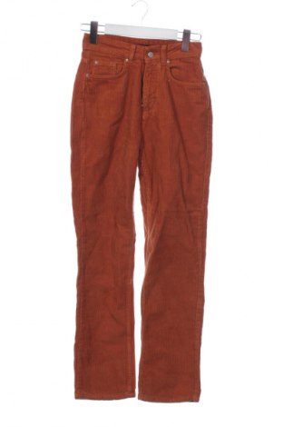 Дамски джинси Trendyol, Размер XS, Цвят Кафяв, Цена 65,57 €