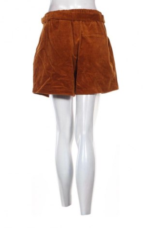 Pantaloni scurți de femei Camaieu, Mărime XL, Culoare Maro, Preț 52,13 Lei