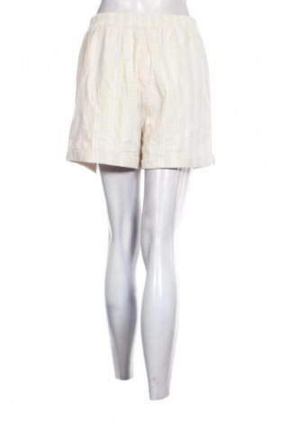 Pantaloni scurți de femei Cerise Blue, Mărime M, Culoare Multicolor, Preț 52,13 Lei