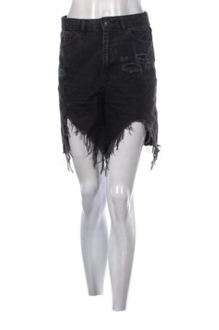 Pantaloni scurți de femei Cropp, Mărime S, Culoare Negru, Preț 91,00 Lei