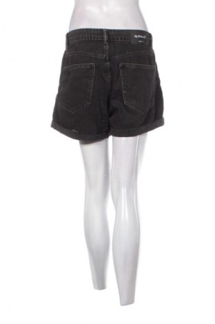 Γυναικείο κοντό παντελόνι Fb Sister, Μέγεθος L, Χρώμα Μαύρο, Τιμή 9,71 €