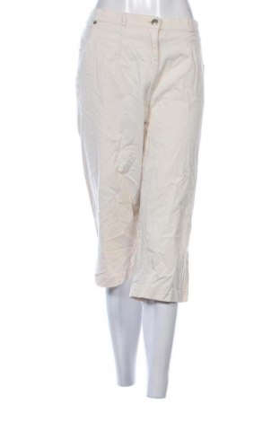 Γυναικείο κοντό παντελόνι Gerke, Μέγεθος 3XL, Χρώμα Εκρού, Τιμή 7,99 €