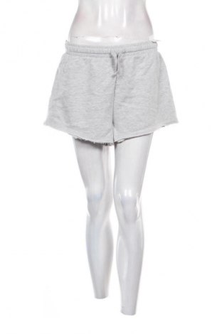 Дамски къс панталон House, Размер L, Цвят Сив, Цена 9,70 €