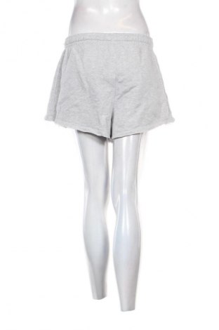 Дамски къс панталон House, Размер L, Цвят Сив, Цена 9,70 €