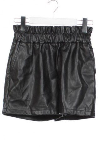 Дамски къс панталон Jdy, Размер XS, Цвят Черен, Цена 5,11 €