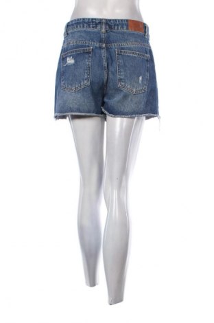 Γυναικείο κοντό παντελόνι Karol, Μέγεθος M, Χρώμα Μπλέ, Τιμή 10,00 €