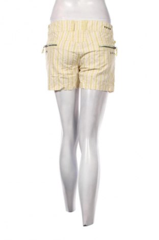 Γυναικείο κοντό παντελόνι Madonna, Μέγεθος L, Χρώμα Πολύχρωμο, Τιμή 5,99 €