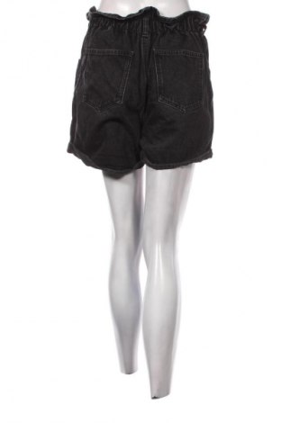 Pantaloni scurți de femei Mango, Mărime M, Culoare Negru, Preț 51,99 Lei