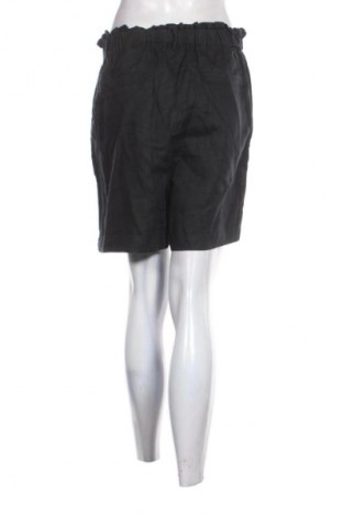 Pantaloni scurți de femei Mrs & Hugs, Mărime M, Culoare Negru, Preț 198,10 Lei