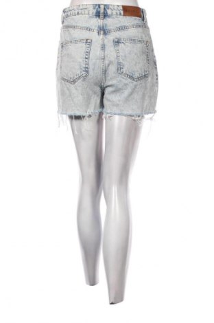 Γυναικείο κοντό παντελόνι NA-KD, Μέγεθος S, Χρώμα Μπλέ, Τιμή 8,99 €