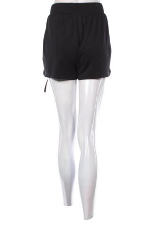 Дамски къс панталон PUMA, Размер L, Цвят Черен, Цена 15,84 €