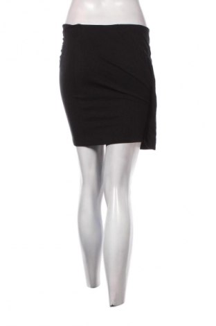 Női rövidnadrág Page One, Méret M, Szín Fekete, Ár 2 129 Ft