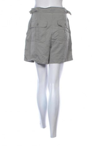 Γυναικείο κοντό παντελόνι Primark, Μέγεθος M, Χρώμα Πράσινο, Τιμή 9,78 €