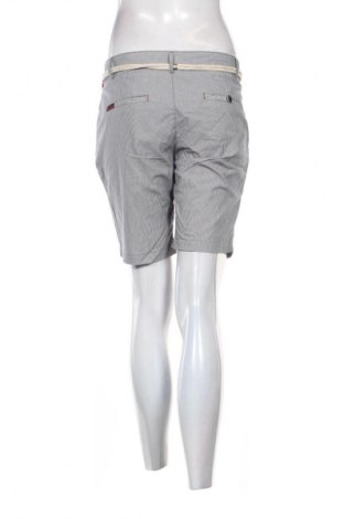 Γυναικείο κοντό παντελόνι Pull&Bear, Μέγεθος XL, Χρώμα Πολύχρωμο, Τιμή 10,00 €