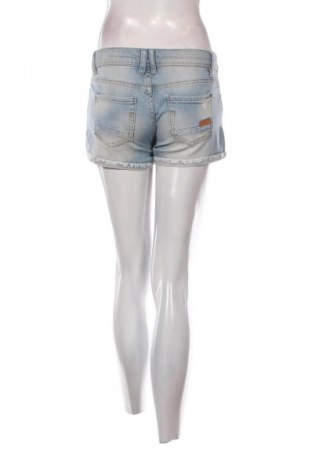 Dámské kraťasy  Pull&Bear, Velikost S, Barva Modrá, Cena  283,00 Kč