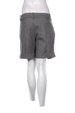 Pantaloni scurți de femei Sisley, Mărime XL, Culoare Gri, Preț 130,33 Lei