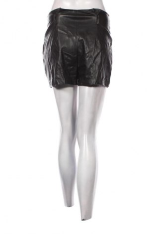 Damskie szorty Tally Weijl, Rozmiar S, Kolor Czarny, Cena 24,99 zł