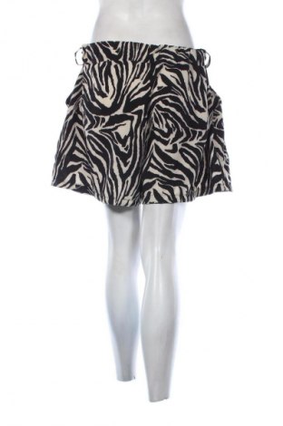 Γυναικείο κοντό παντελόνι Unbranded, Μέγεθος S, Χρώμα Πολύχρωμο, Τιμή 9,71 €