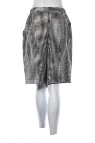 Γυναικείο κοντό παντελόνι Unbranded, Μέγεθος M, Χρώμα Πολύχρωμο, Τιμή 15,00 €