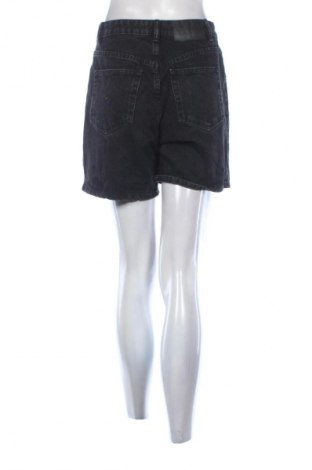 Γυναικείο κοντό παντελόνι Zara, Μέγεθος S, Χρώμα Μαύρο, Τιμή 8,00 €