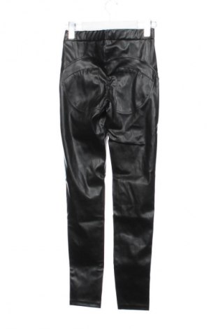 Дамски клин Bas Bleu, Размер S, Цвят Черен, Цена 4,60 €