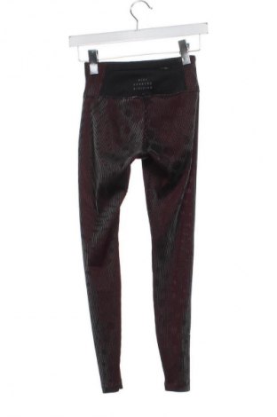 Női leggings Nike, Méret XS, Szín Sokszínű, Ár 8 678 Ft