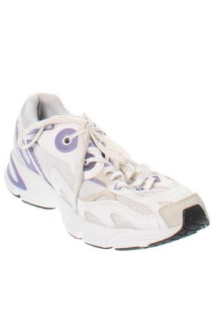 Дамски обувки Adidas Originals, Размер 40, Цвят Многоцветен, Цена 84,40 €