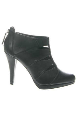Dámské boty  Alesya, Velikost 36, Barva Černá, Cena  2 942,00 Kč