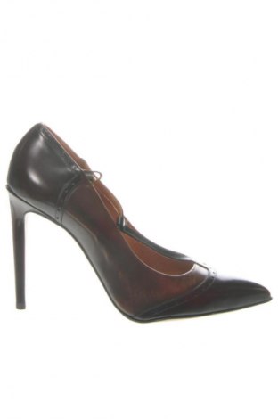 Încălțăminte de damă Gino Rossi, Mărime 40, Culoare Maro, Preț 234,59 Lei