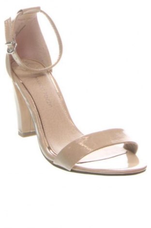 Încălțăminte de damă Marco Tozzi, Mărime 38, Culoare Bej, Preț 235,00 Lei