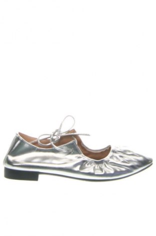 Γυναικεία παπούτσια Unbranded, Μέγεθος 35, Χρώμα Ασημί, Τιμή 26,00 €