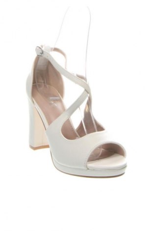 Női cipők Unbranded, Méret 36, Szín Fehér, Ár 10 759 Ft