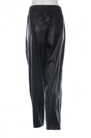 Damskie spodnie BOSS, Rozmiar XL, Kolor Czarny, Cena 873,43 zł