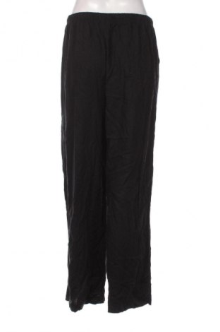 Damskie spodnie Bershka, Rozmiar XL, Kolor Czarny, Cena 123,99 zł