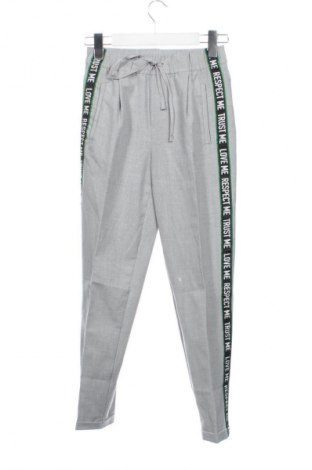 Dámske nohavice Bershka, Veľkosť XS, Farba Viacfarebná, Cena  15,00 €