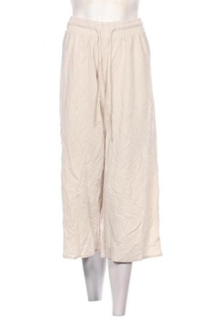 Γυναικείο παντελόνι Bershka, Μέγεθος M, Χρώμα  Μπέζ, Τιμή 11,99 €