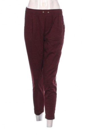 Damenhose Bershka, Größe M, Farbe Rot, Preis € 9,99