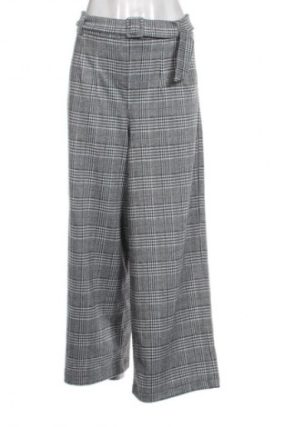 Damskie spodnie C&A, Rozmiar L, Kolor Kolorowy, Cena 29,99 zł