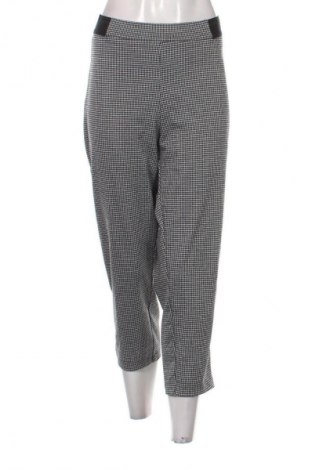 Damenhose Canda, Größe 3XL, Farbe Mehrfarbig, Preis € 13,99