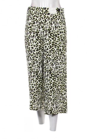 Damskie spodnie F&F, Rozmiar M, Kolor Kolorowy, Cena 126,09 zł